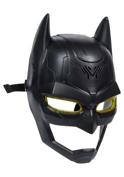 SpinMaster DC Comics Batman Voice Changing Mask With Sound Effects -Halloween Costume Shop batman voice changing mask w sounds alt 2