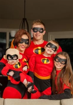 Disguise Mr. Incredible Deluxe Muscle Plus Size Costume -Halloween Costume Shop mr incredible deluxe muscle plus size costume