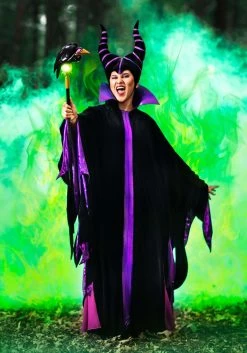 Plus Size Women's Classic Disney Maleficent Costume -Halloween Costume Shop plus size classic maleficent costume alt 1