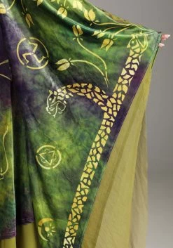 Winifred Sanderson Costume For Women From Disney’s Hocus Pocus 39 Winifred Sanderson Costume For Women From Disney’s Hocus Pocus -Halloween Costume Shop womens hocus pocus winifred sanderson costume alt 17