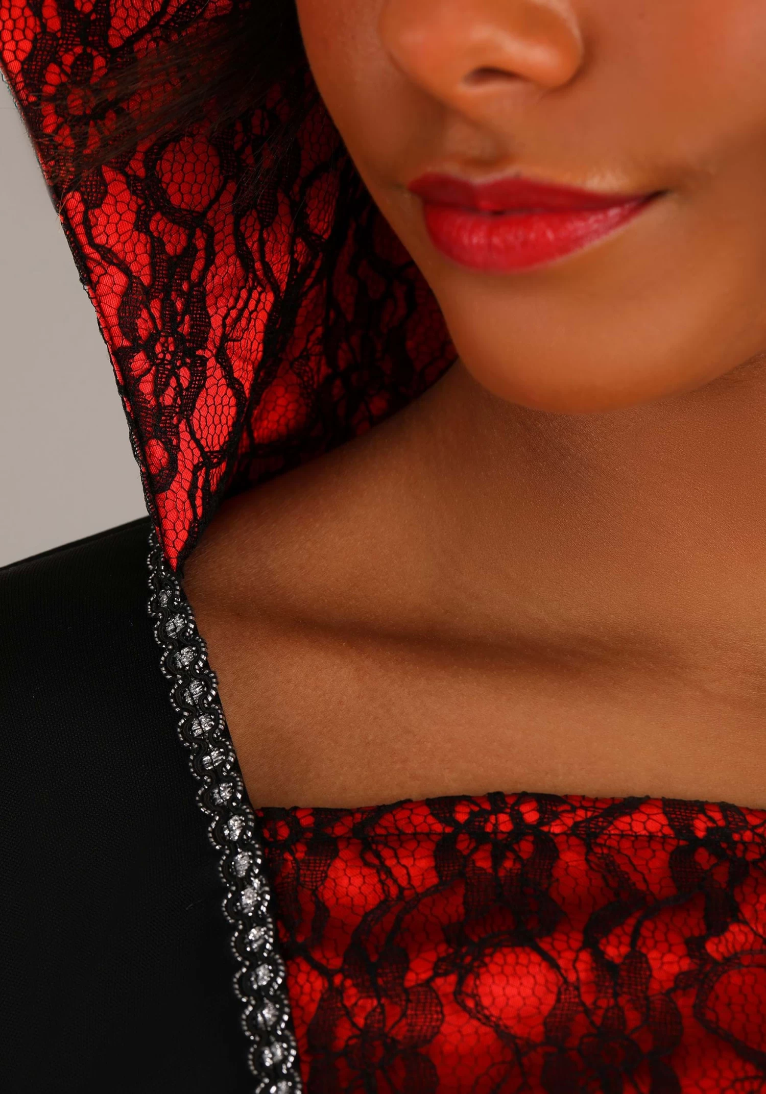 Women's Plus Size Regal Vampire Costume Dress 6 Women's Plus Size Regal Vampire Costume Dress - Image 4